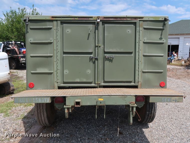 image for item DG4018 2009 Utility M0103A3 utility trailer with welder