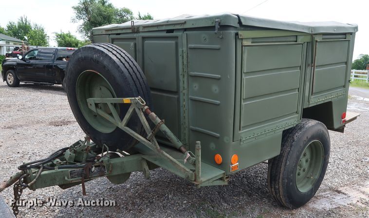 image for item DG4018 2009 Utility M0103A3 utility trailer with welder
