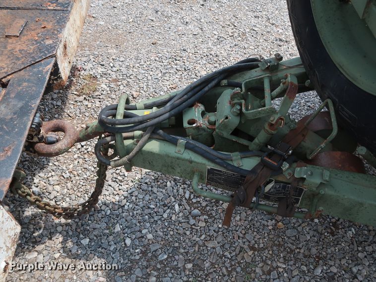 image for item DG4018 2009 Utility M0103A3 utility trailer with welder