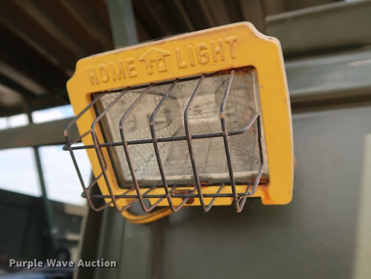 image for item DG4018 2009 Utility M0103A3 utility trailer with welder