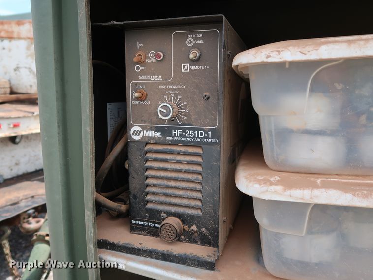 image for item DG4018 2009 Utility M0103A3 utility trailer with welder