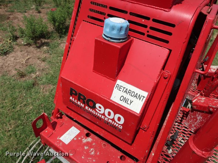 image for item DG4021 2004 Allen Engineering Pro 900 power trowel