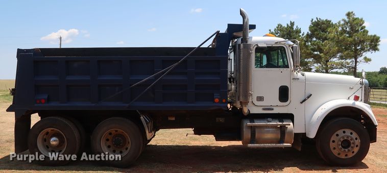 image for item DG4100 2007 Freightliner FLD dump truck