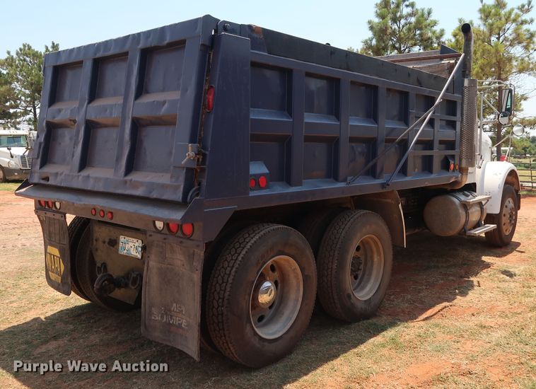 image for item DG4100 2007 Freightliner FLD dump truck