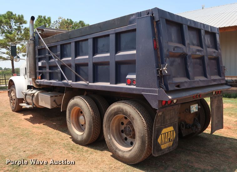 image for item DG4100 2007 Freightliner FLD dump truck