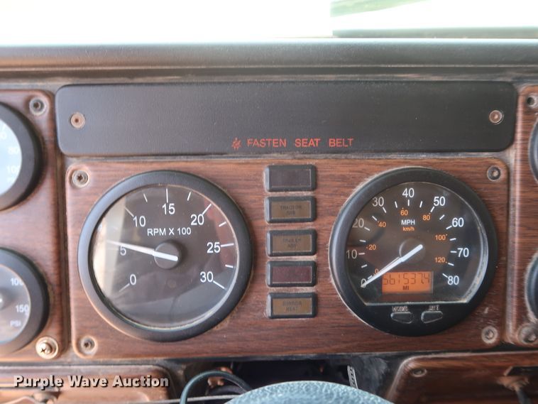 image for item DG4100 2007 Freightliner FLD dump truck