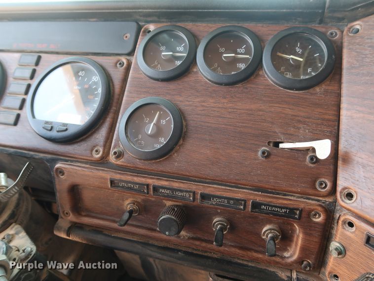 image for item DG4100 2007 Freightliner FLD dump truck