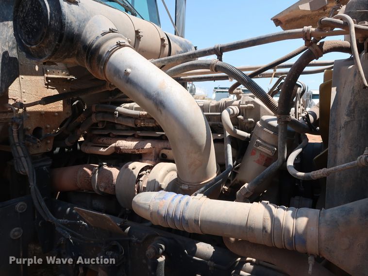 image for item DG4100 2007 Freightliner FLD dump truck