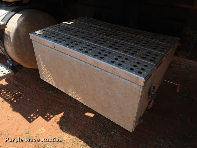 image for item DG4100 2007 Freightliner FLD dump truck