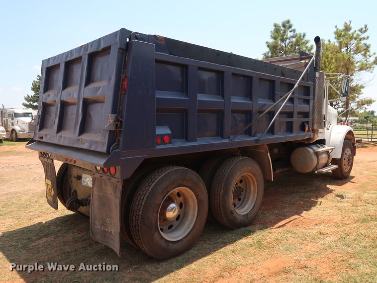 image for item DG4100 2007 Freightliner FLD dump truck