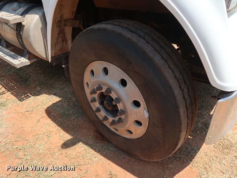 image for item DG4100 2007 Freightliner FLD dump truck