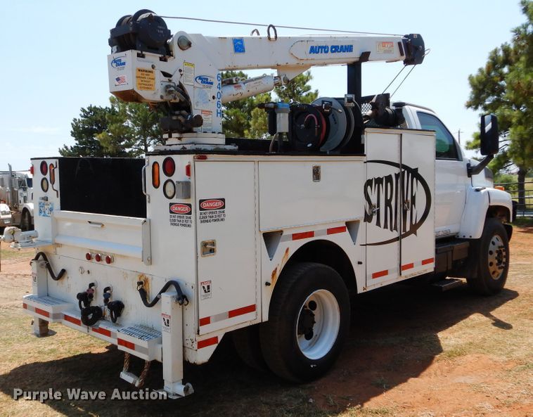 image for item DG4102 2006 GMC C8500 utility truck with crane