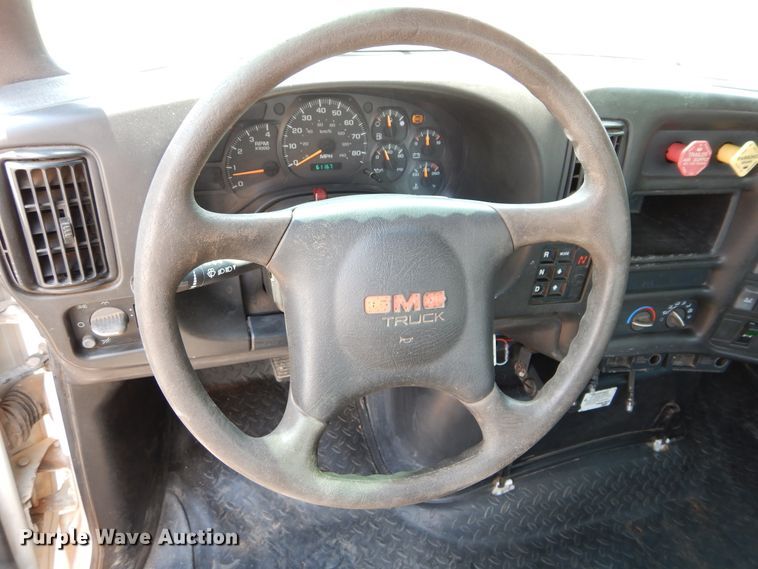 image for item DG4102 2006 GMC C8500 utility truck with crane