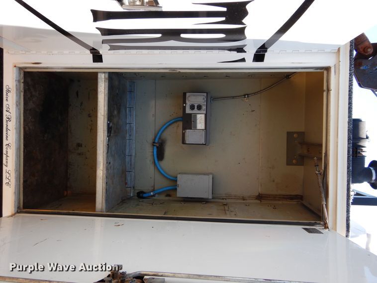 image for item DG4102 2006 GMC C8500 utility truck with crane