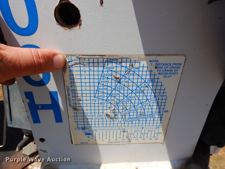 image for item DG4102 2006 GMC C8500 utility truck with crane