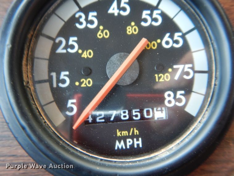 image for item DG4103 2001 Freightliner FLD vacuum truck