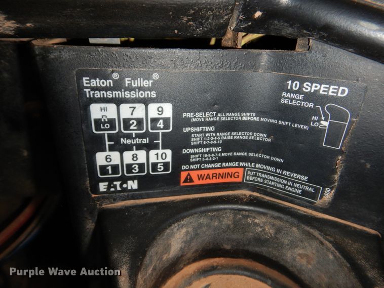 image for item DG4103 2001 Freightliner FLD vacuum truck