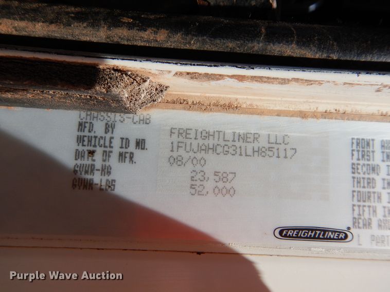 image for item DG4103 2001 Freightliner FLD vacuum truck