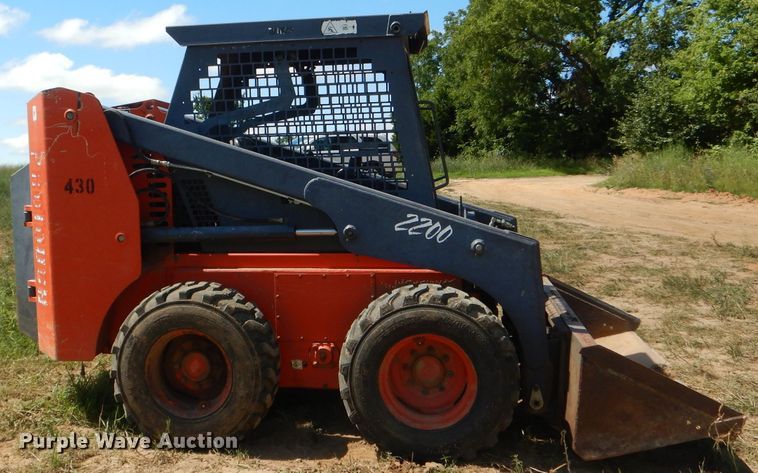 image for item DG4806 2002 Thomas ProTough 2200 skid steer