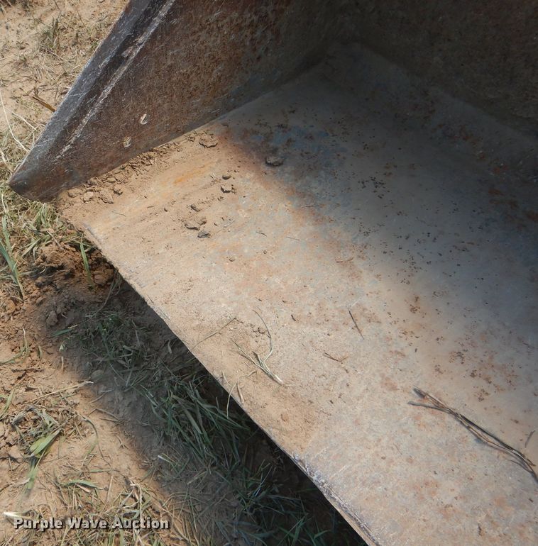 image for item DG4806 2002 Thomas ProTough 2200 skid steer