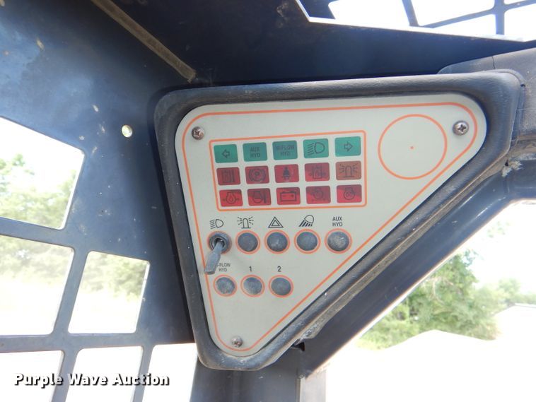 image for item DG4806 2002 Thomas ProTough 2200 skid steer