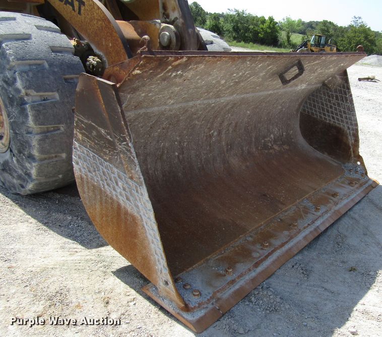 image for item DG8030 1987 Caterpillar 966D wheel loader