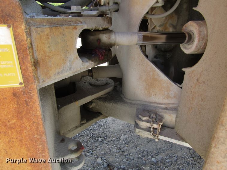 image for item DG8030 1987 Caterpillar 966D wheel loader