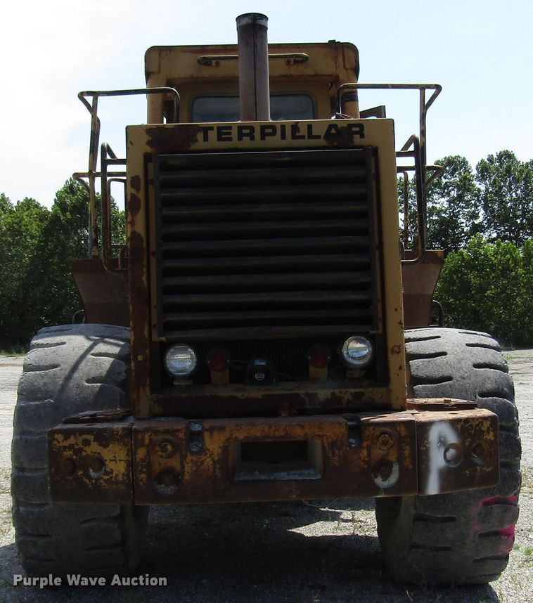 image for item DG8031 1983 Caterpillar 966D wheel loader