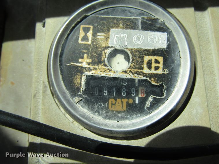 image for item DG8031 1983 Caterpillar 966D wheel loader