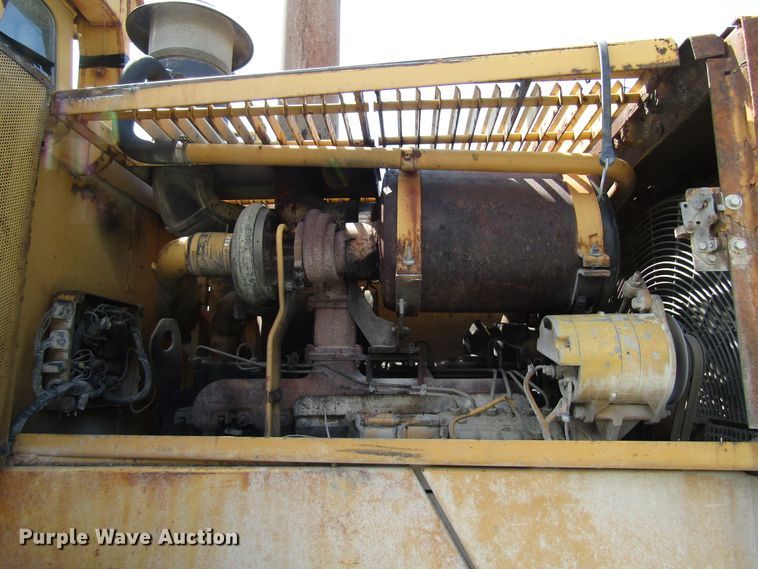 image for item DG8031 1983 Caterpillar 966D wheel loader