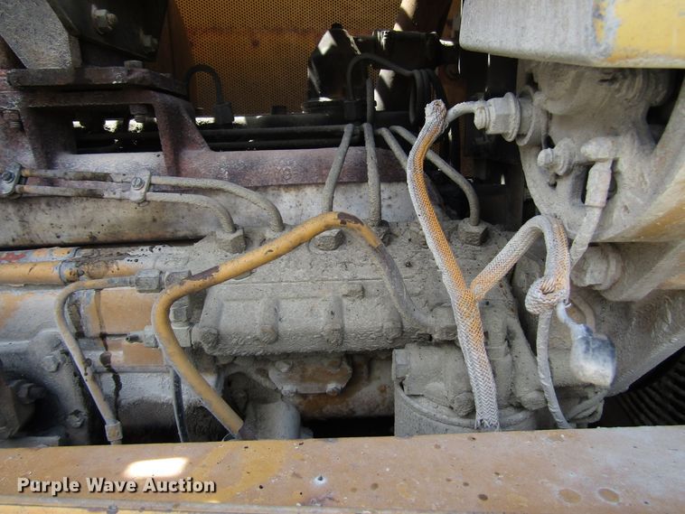 image for item DG8031 1983 Caterpillar 966D wheel loader