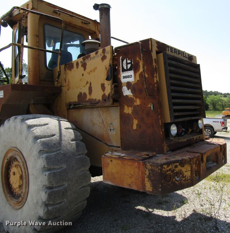 image for item DG8031 1983 Caterpillar 966D wheel loader