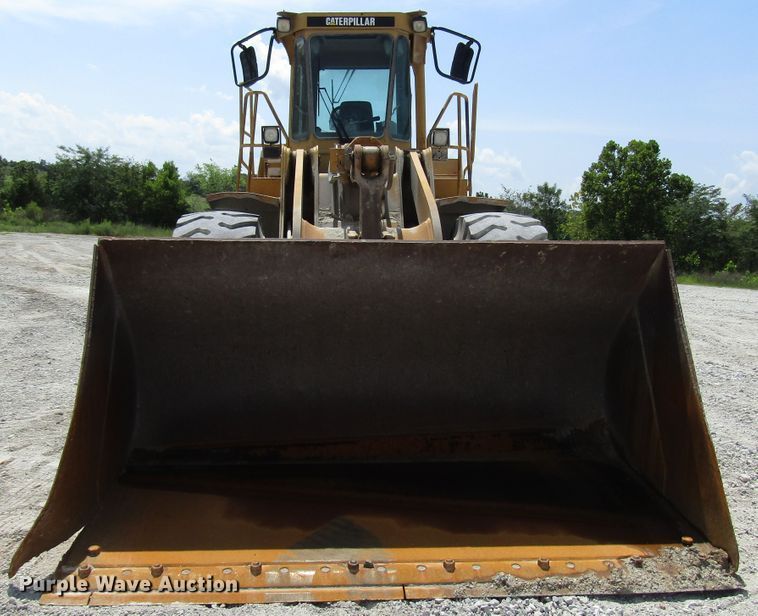 image for item DG8032 1992 Caterpillar 966F wheel loader