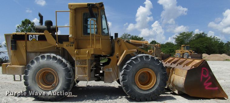 image for item DG8032 1992 Caterpillar 966F wheel loader