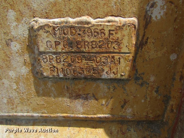 image for item DG8032 1992 Caterpillar 966F wheel loader