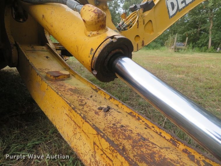 image for item DH1508 2002 John Deere 310 SG backhoe