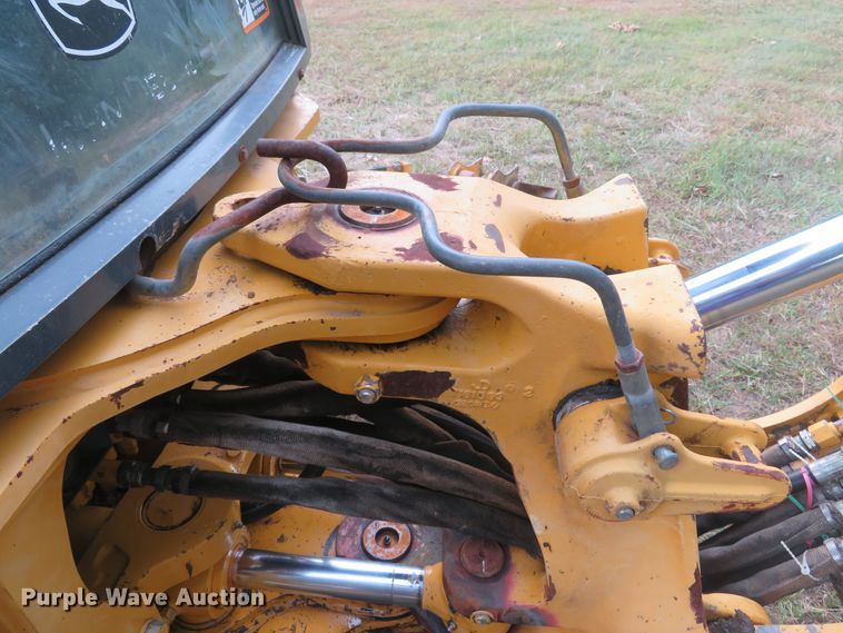 image for item DH1508 2002 John Deere 310 SG backhoe
