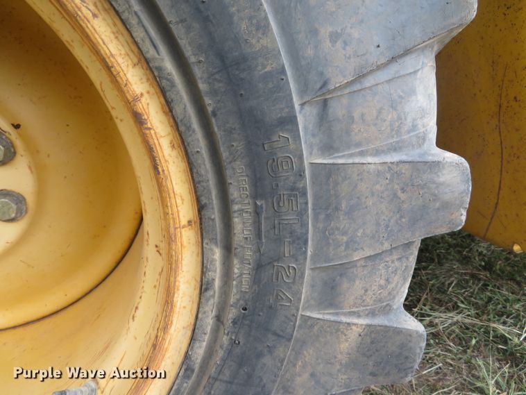 image for item DH1508 2002 John Deere 310 SG backhoe