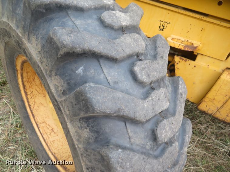 image for item DH1508 2002 John Deere 310 SG backhoe