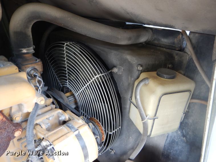 image for item DH2516 2000 Sullair 185DPQCA air compressor