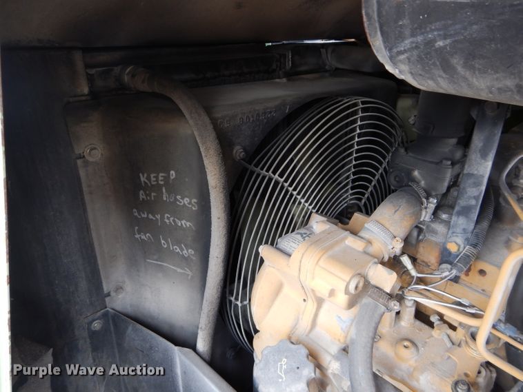 image for item DH2516 2000 Sullair 185DPQCA air compressor