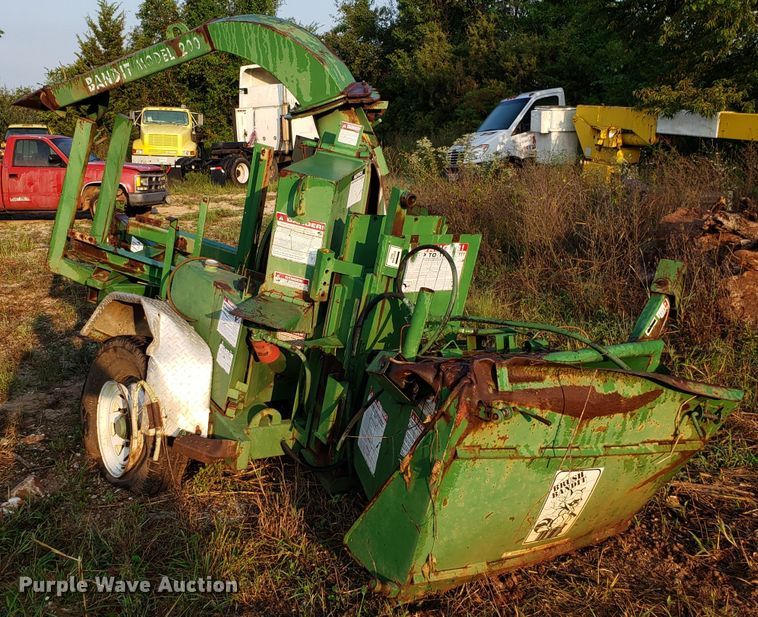 image for item DH2773 Bandit 200 wood chipper