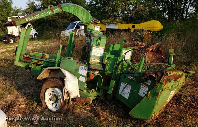 image for item DH2773 Bandit 200 wood chipper