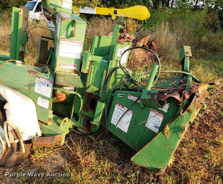 image for item DH2773 Bandit 200 wood chipper