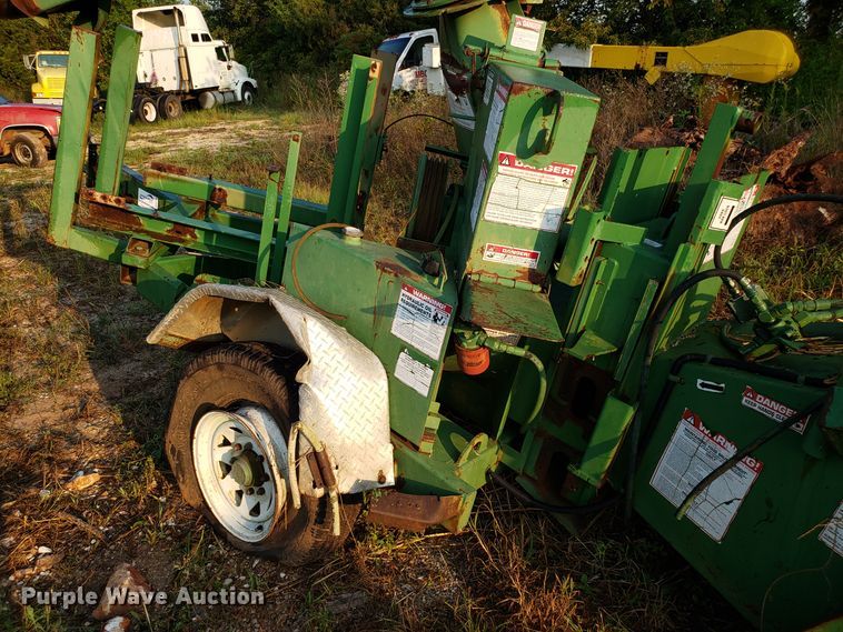 image for item DH2773 Bandit 200 wood chipper