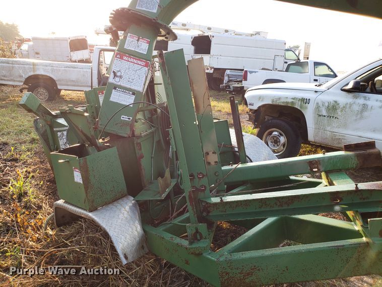 image for item DH2773 Bandit 200 wood chipper