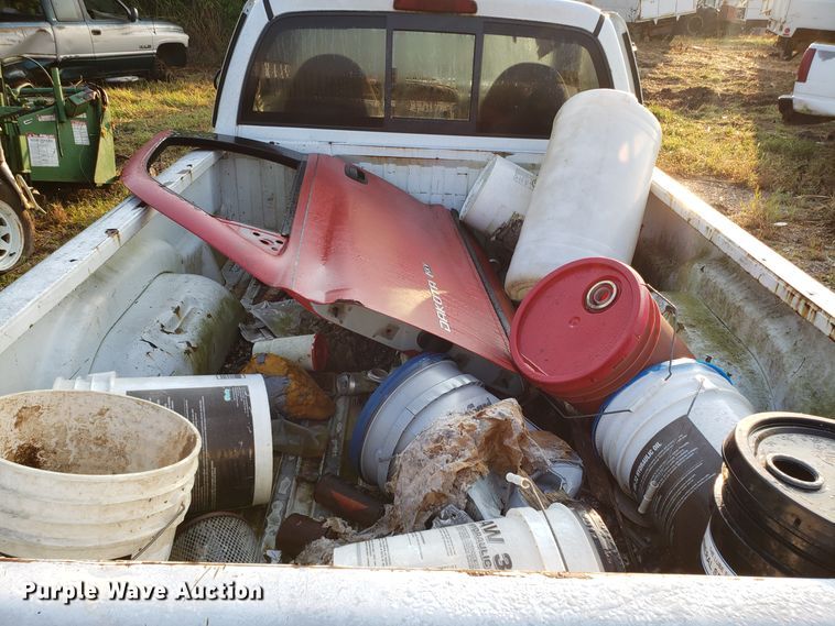 image for item DH2776 1997 Dodge Dakota pickup truck