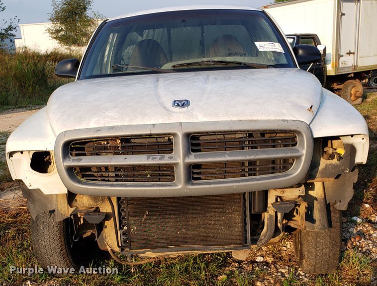 image for item DH2776 1997 Dodge Dakota pickup truck