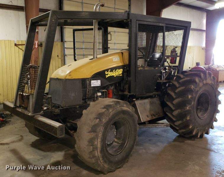 image for item DH2778 2000 New Holland TS110 tractor