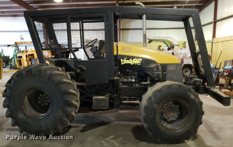 image for item DH2778 2000 New Holland TS110 tractor